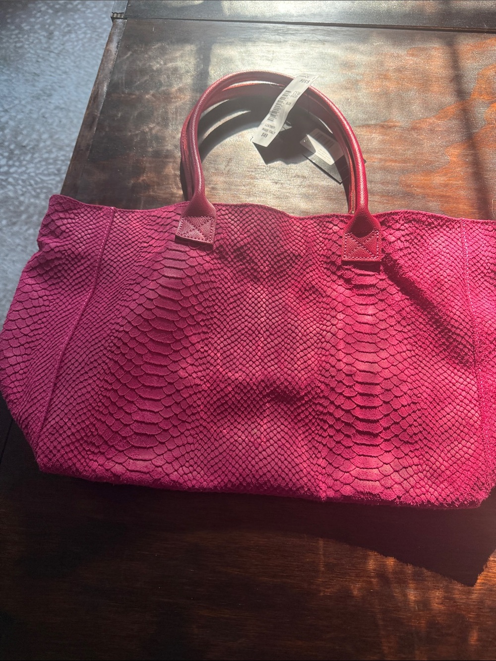 Fuchsia Textured Tote Bag - Stylish Everyday Carry